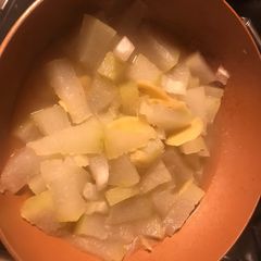 A picture of Fried winter melon with ginger.