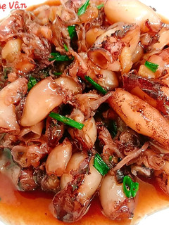 Hình của món Mực sữa rim nước mắm.
