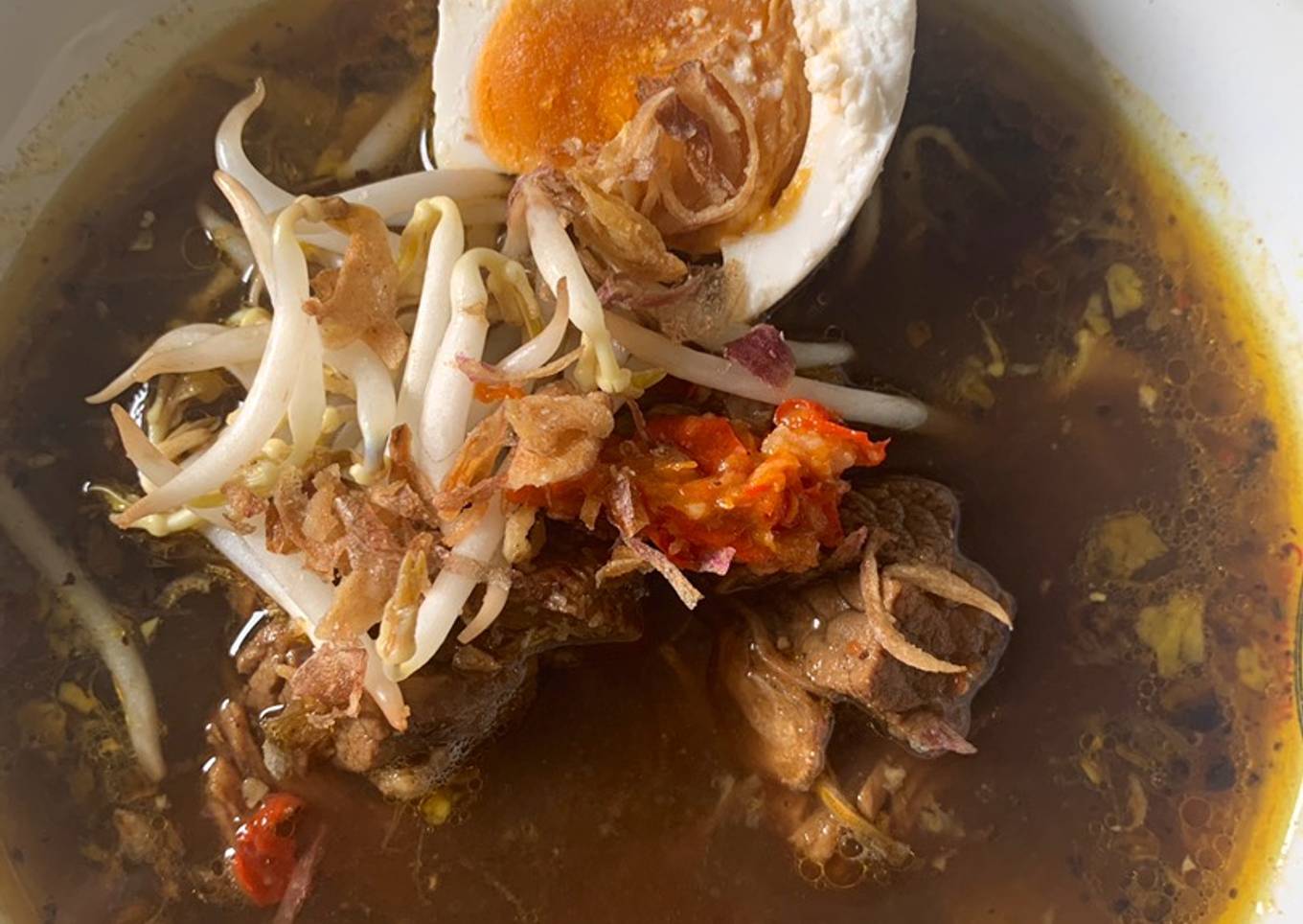 Cara Gampang Membuat Rawon daging sapi khas surabaya ala diannanda yang
Enak