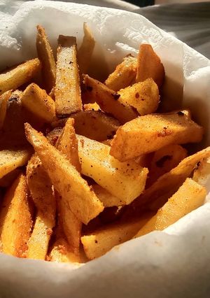 A picture of Fries.