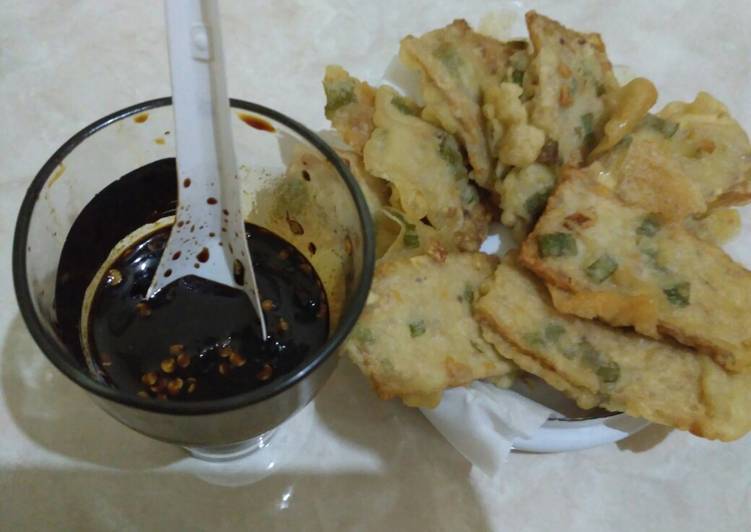 Mendoan (tempe iris) with sambal kecap