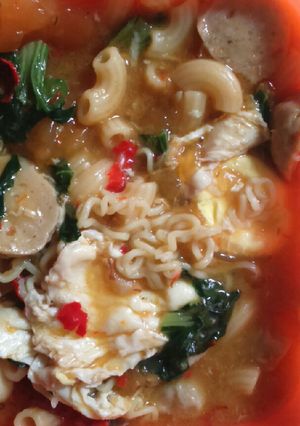 Foto resep Seblak mie sawi pedaas bumbu kencur