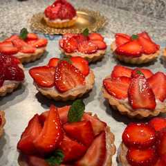 ميني تارتولات بالفراولة 🍓-レシピのメイン写真