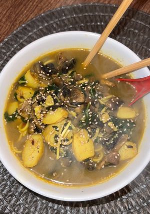 Foto principal de Sopa marina de Pota y Champiñones
