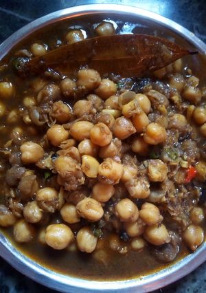 मसाला छोले(masala chole recipe in hindi) रेसिपी मुख्य फोटो