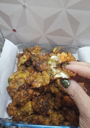 Una foto de Buñuelos de Arroz y Lechuga