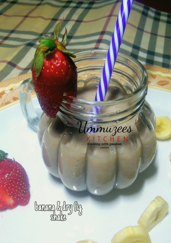 A picture of Banana & Dry fig shake.