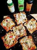 एक्झॉटिक व्हेज ब्रेड पिझ्झा (Exotic Bread Pizza Recipe In Marathi)