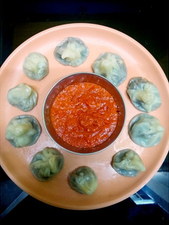 A picture of Cabbage steamed momos(with pictures) and Chutney.