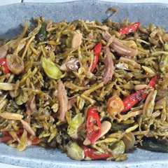 รูปของ Oseng bunga pepaya (kembang grandel) mix teri gunduL