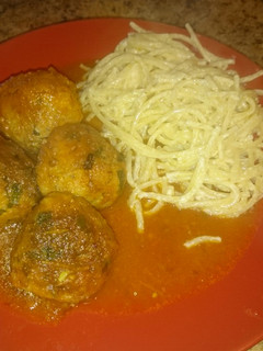 Una foto de Albóndigas de pollo 🍗 en salsa de chipotle