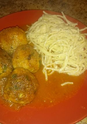 Una foto de Albóndigas de pollo 🍗 en salsa de chipotle