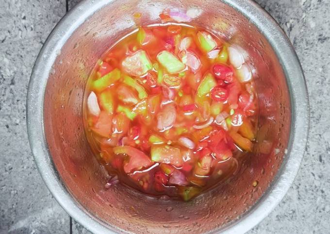Cara Gampang Menyiapkan Sambal Dabu Dabu yang Enak