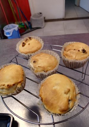 Una foto de Muffins con pasas 😊