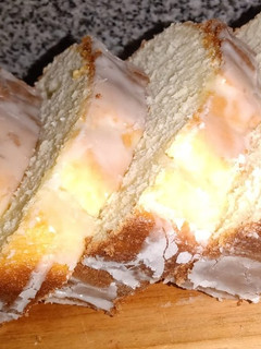 Una foto de Budín de coco glaseado