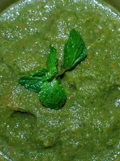 पुदीना चटनी (Pudina chutney recipe in hindi) रेसिपी मुख्य फोटो