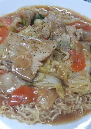 รูปของ บะหมี่ราดหน้าผักกาดขาว