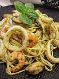 Linguine aux fruits de mer et au pesto maison