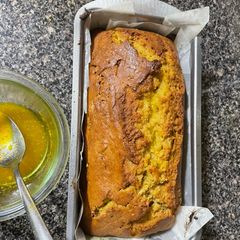 A picture of Orange cake.