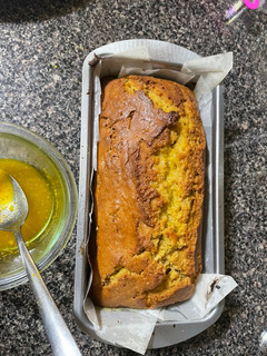 A picture of Orange cake.