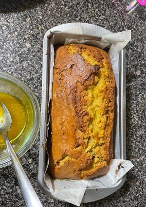 A picture of Orange cake.
