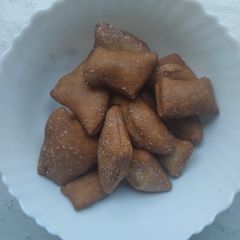 A picture of Mandazi.