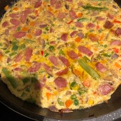 A picture of Omelette 2(pizza omelette)😂.