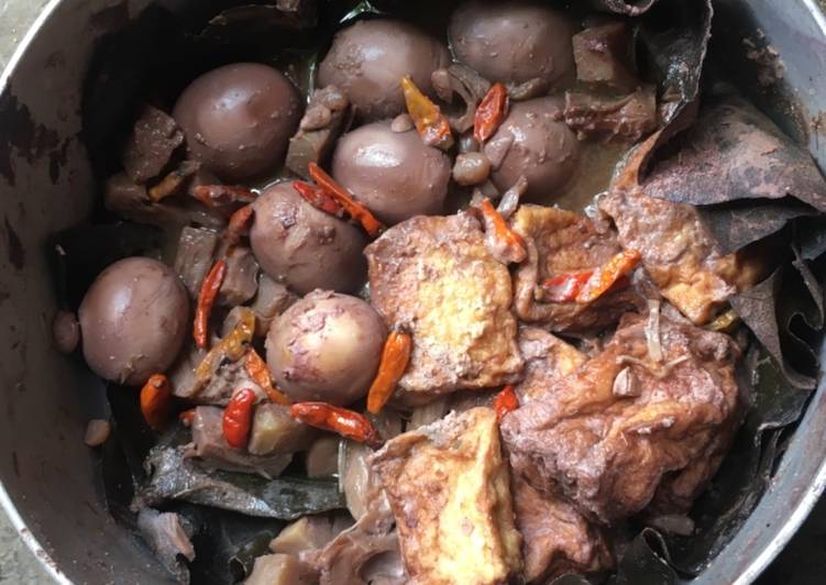 Langkah Mudah untuk mengolah Gudeg jogja Anti Gagal