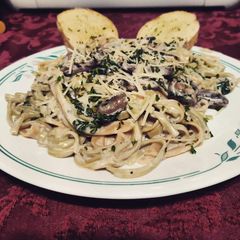 A picture of Mushroom Fettucine.