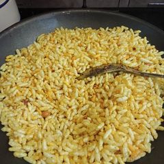 A picture of Kurmura chivda (just 3step recipe).