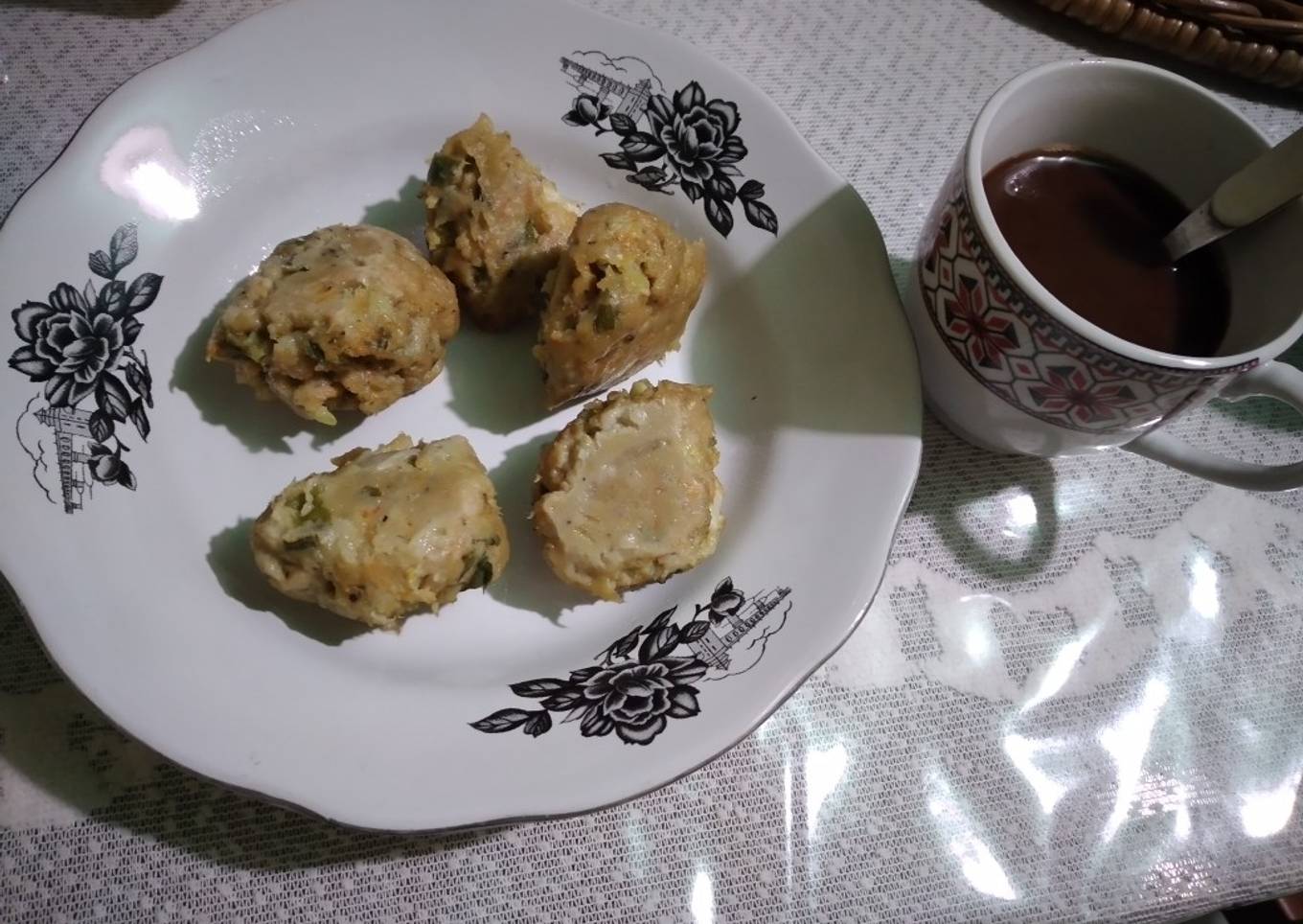 Bagaimana Menyiapkan Perkedel ayam kukus Anti Gagal