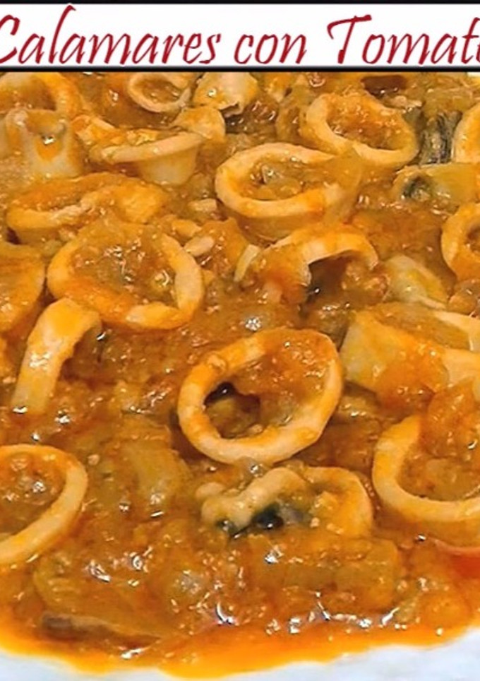 Una foto de Calamares con Tomate