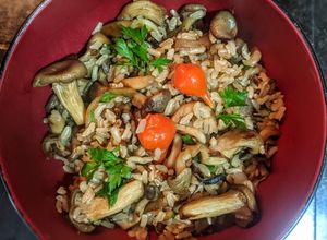 Foto de Arroz com shimeji