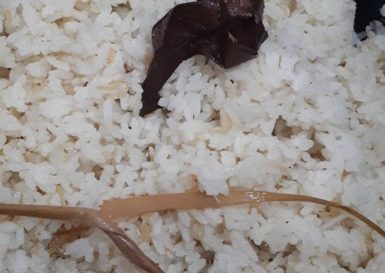 Nasi liwet teri rice cooker