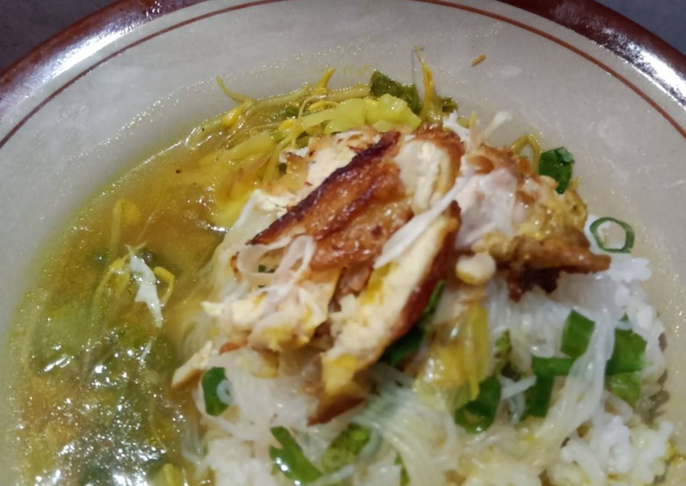 Soto ayam sederhana