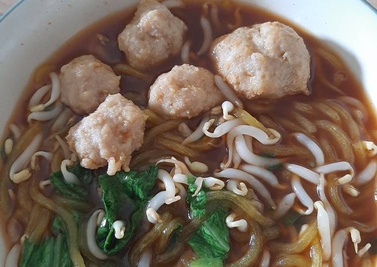 Resep Bakso sapi home made (gak kalah sama bakso abang2), Lezat Sekali