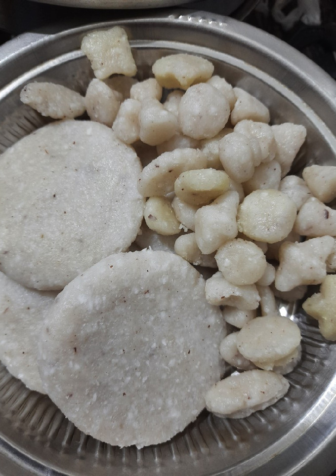 தேங்காய் கொழுக்கட்டை செய்முறை முக்கிய புகைப்படம்