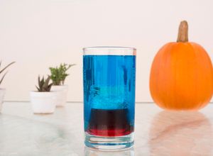 Una foto de Cóctel de Halloween "Ataque de Tiburón"
