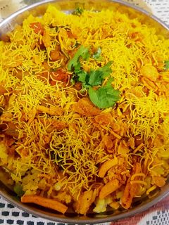 મહારાષ્ટ્રીયન ચણા પૌવા રેસીપી મુખ્ય ફોટો