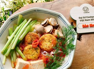 Hình của món Bún chả cá chay rau cần.