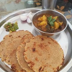 A picture of Bran flour paratha.