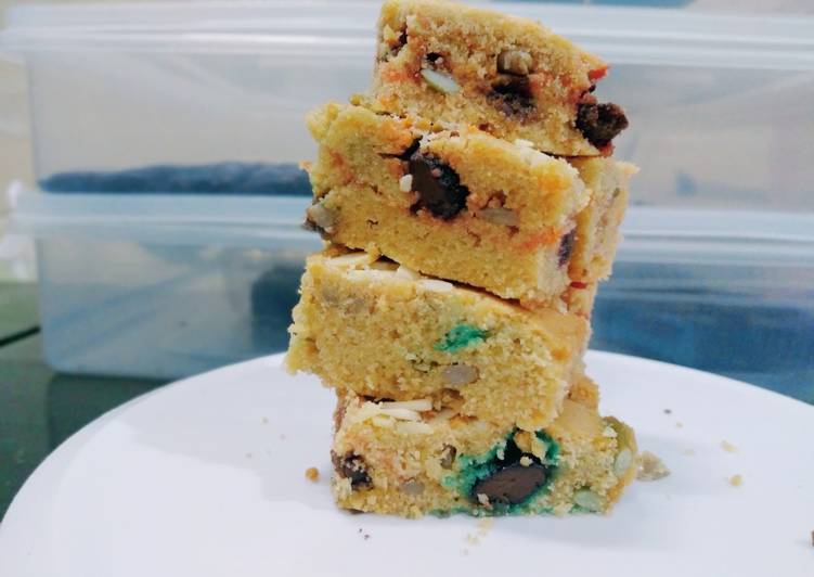 Langkah Mudah Memasak Chewy M&amp;M&#39;s Congo Bars yang Yummy