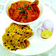 A picture of Shahi chicken.