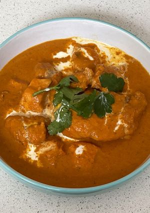 A picture of Butter chicken.