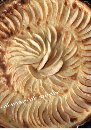 Une photo de TARTE AUX POMMES À L’ALSACIENNE