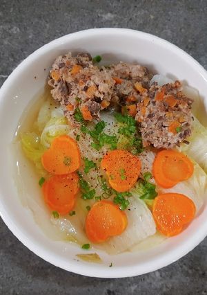 Hình của món Canh cải thảo cà rốt thịt viên.