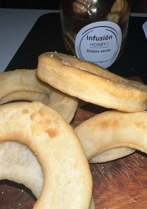 Una foto de Torta frita liviana con leche