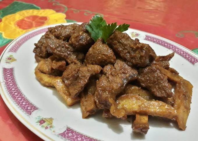 Semur Daging