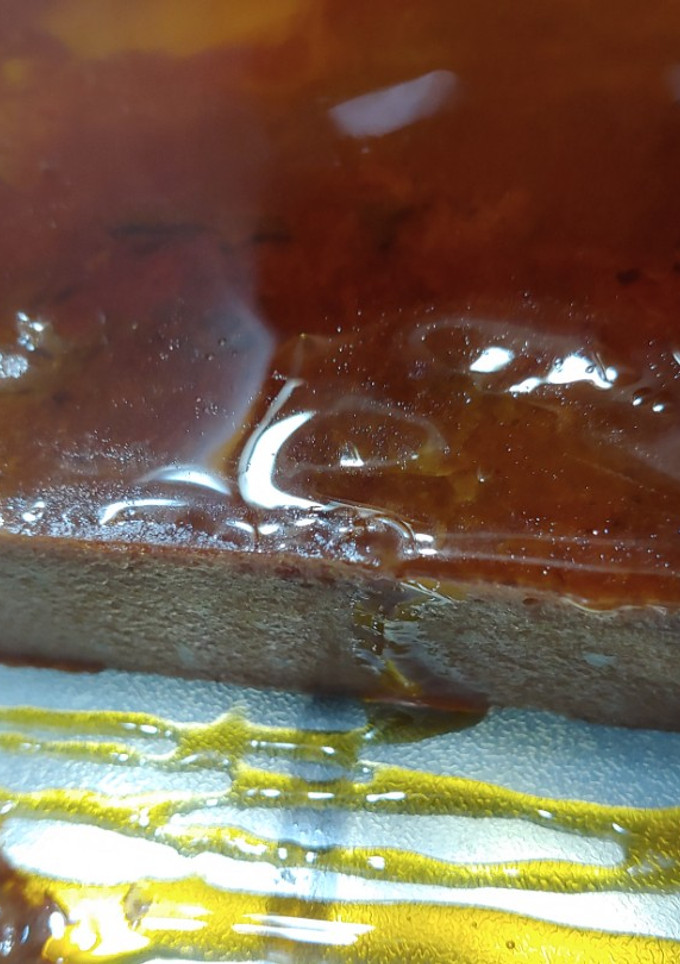 Una foto de Puding de vainilla con chocolate, Manzana y galleta relieve, sin lactosa