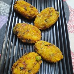 A picture of Vegetable cutlets.